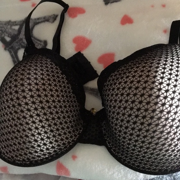Adrienne Vittadini Other - New Adrienne Vittadini Gorgeous Bra 40DD